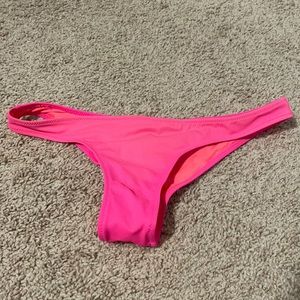 Victoria’s Secret cheeky bikini bottom hot pink Women’s size small EUC
